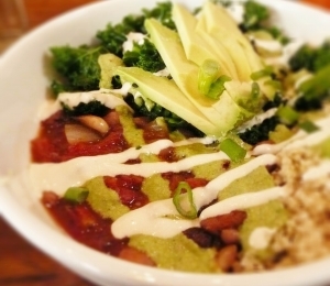 Quinoa and Roasted Garlic Chili Bowl w/ Tahini